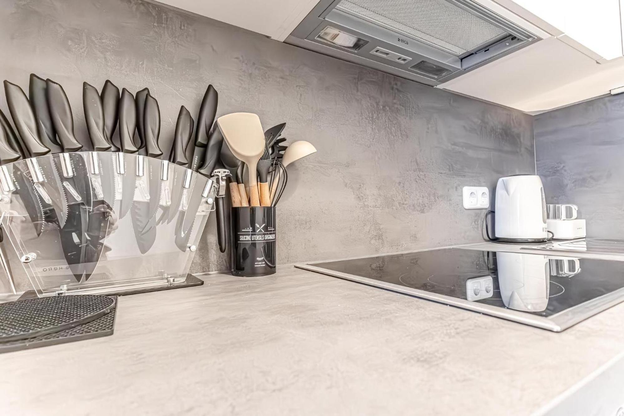 Apartment Chic 1br And 1lr With Kingbed, 9 Min To Center Via Metro Wien