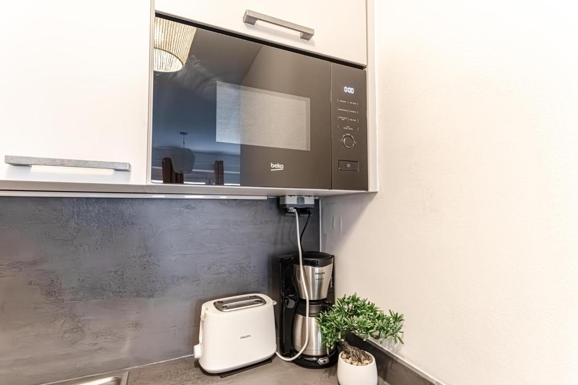 Apartment Chic 1br And 1lr With Kingbed, 9 Min To Center Via Metro Wien